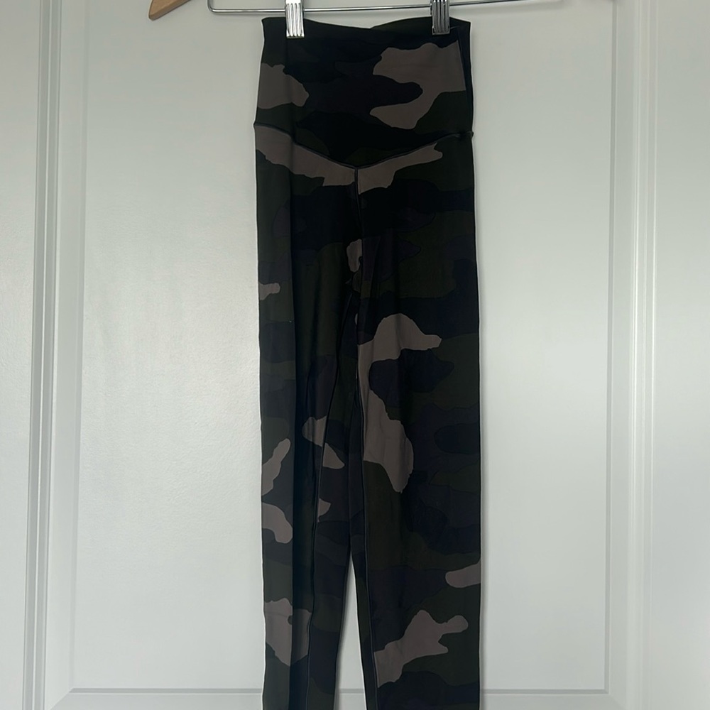 OFFLINE Camo High Waisted Legging